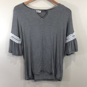 Lovely Souls Bell Sleeve Blouse Black